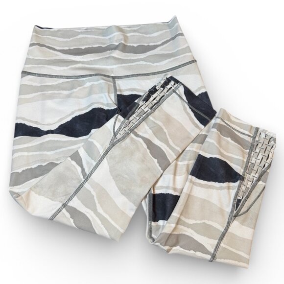 Lululemon True Self Crop Leggings | Decorative Hem | Cream & Black | Est. Size 4 - Picture 2 of 6